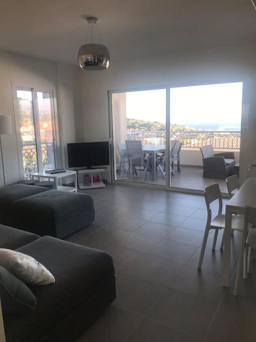 Appart Avec Terrasse Vue Sur Mer Exceptionnelle เอลเลอรูซ ภายนอก รูปภาพ